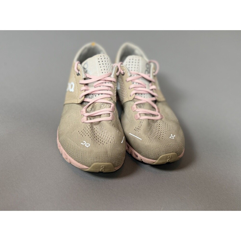 On Running Cloud Women’s Size 8 (EU 39) Tan Pink Athletic Swiss Engineering - Picture 8 of 14